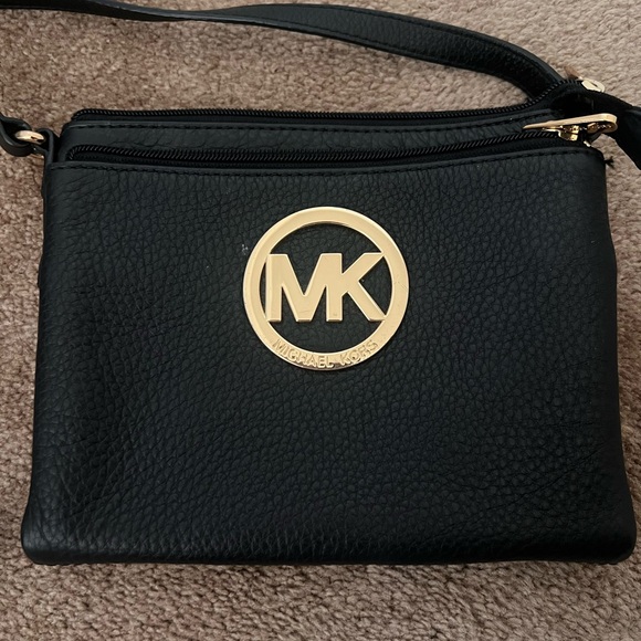 Michael Kors black cross bag brand new never used - Picture 2 of 5